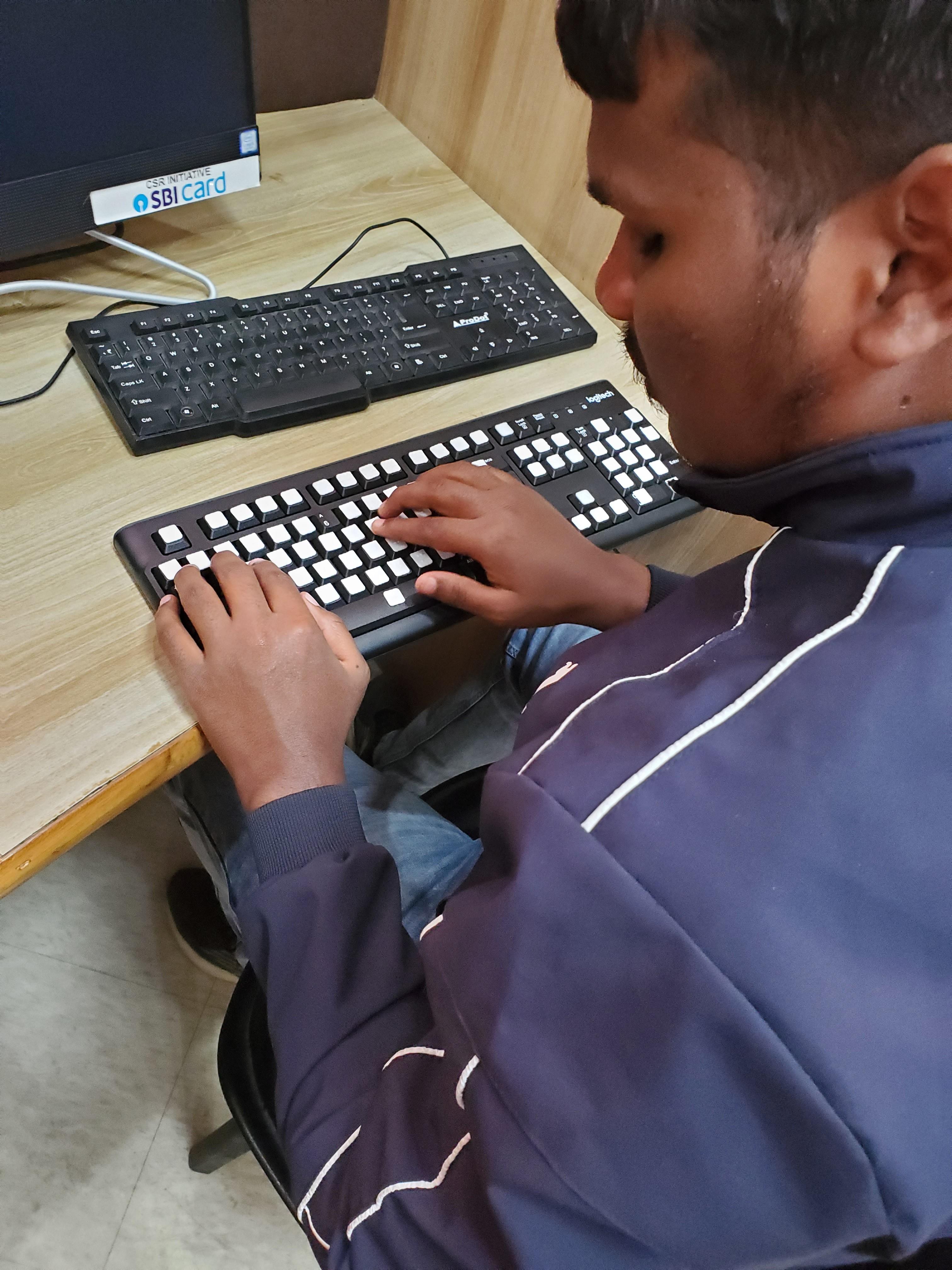 Jdable - Braille keyboard in use